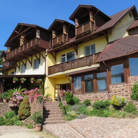 Hotel Prima Porta Vendeghaz Balatonalmádi Exterior foto